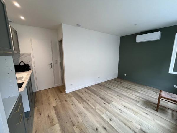 Location                                                      Appartement
                        
                     2 pièces                      28 m2                     à Brive-la-Gaillarde