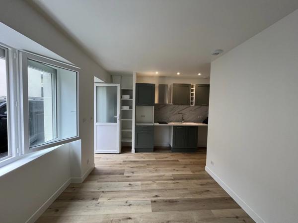 Location                                                      Appartement
                        
                     2 pièces                      28 m2                     à Brive-la-Gaillarde