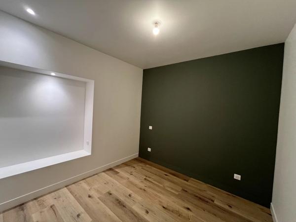 Location                                                      Appartement
                        
                     2 pièces                      28 m2                     à Brive-la-Gaillarde