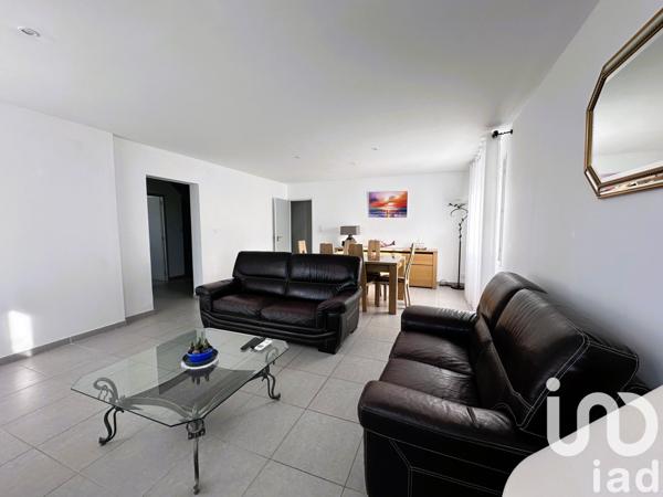 Maison traditionnelle 5 pièces de 145 m² à Port-la-Nouvelle (11210)