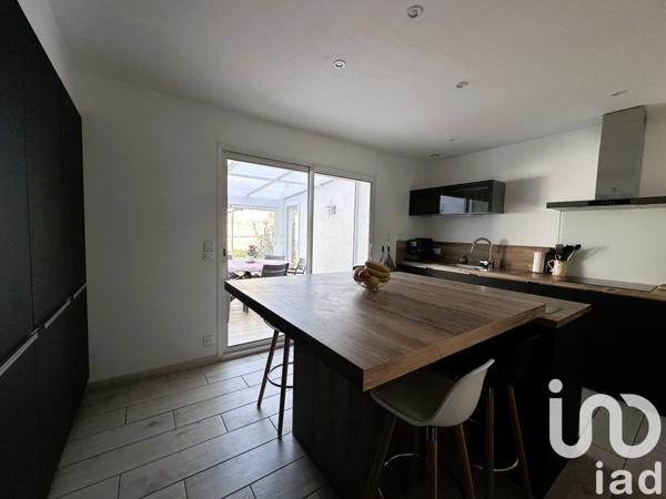 Maison traditionnelle 5 pièces de 145 m² à Port-la-Nouvelle (11210)