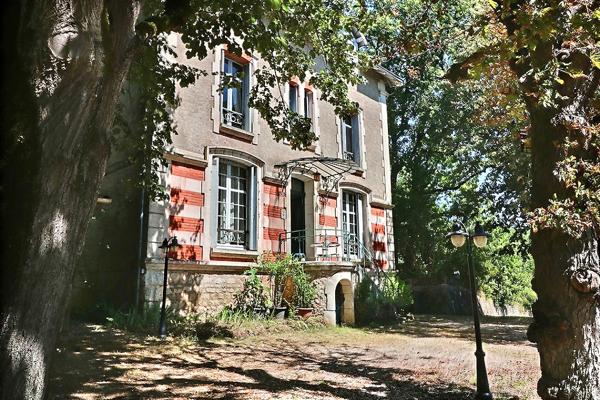 Maison  cossue Chancelade 9 pièce(s) 250 m2/ profession libérale possible