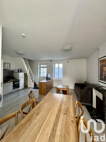 House for sale 3 rooms 77 m² Rezé