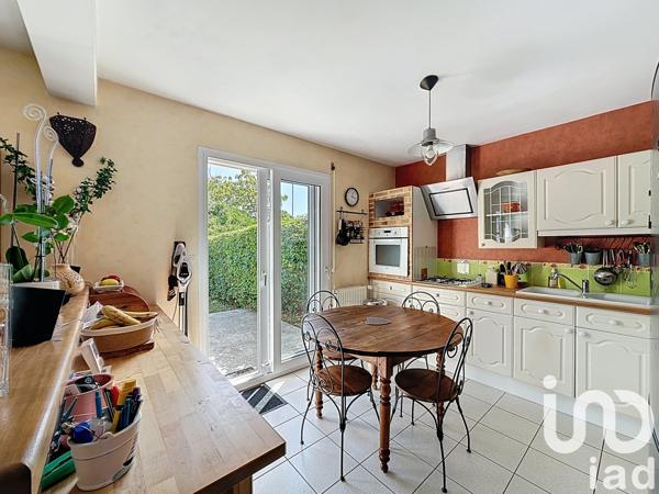Maison à vendre 5 pièces 90 m² Saint-Jouan-des-Guérets