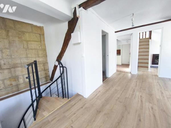 Maison de charme rénovée avec toit-terrasse et vue panoramique à Senlis
