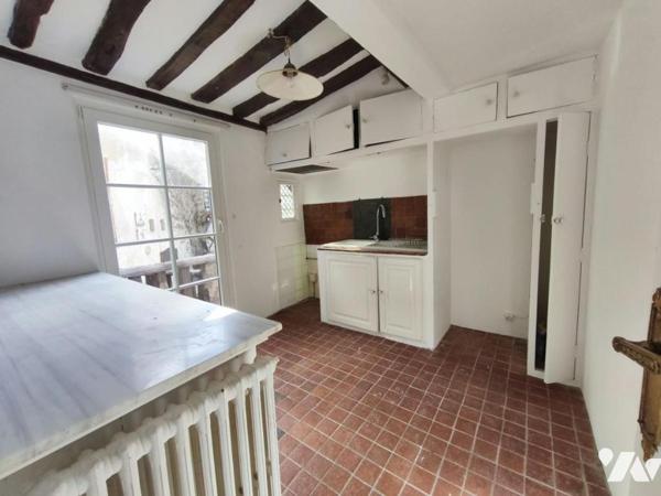 Maison de charme rénovée avec toit-terrasse et vue panoramique à Senlis