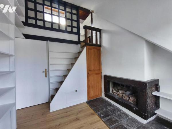 Maison de charme rénovée avec toit-terrasse et vue panoramique à Senlis