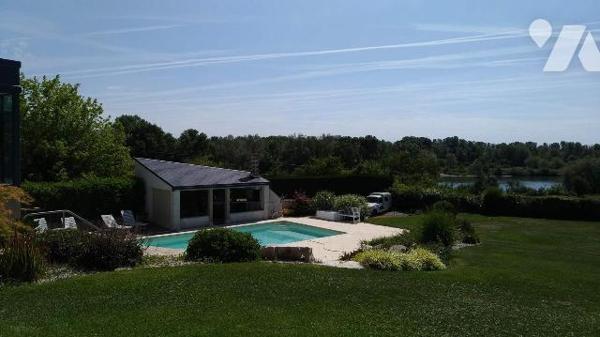 Propriété à Beaugency, Loiret (45)

Exceptionnelle propriété avec belle vue Loire comportant ...