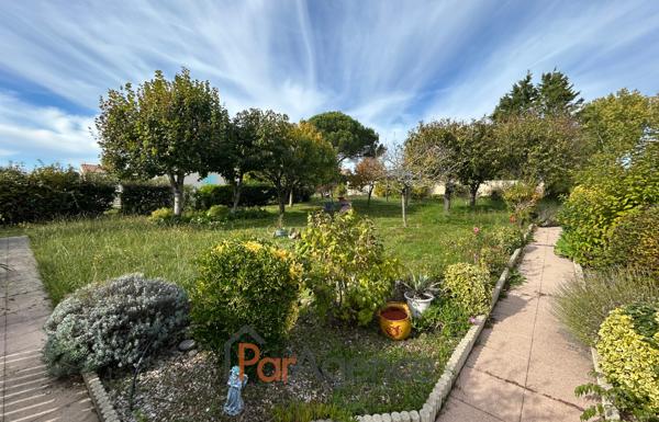 Maison familiale avec beau terrain arboré