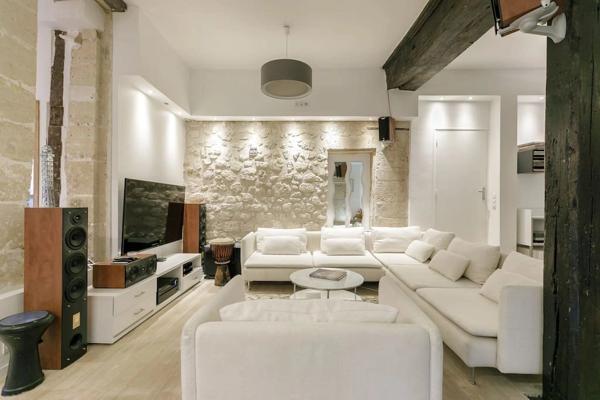 # Appartement – 93m² – Paris 4ème