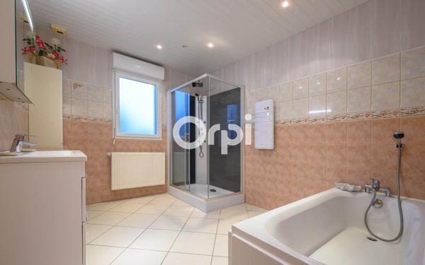 Maison à vendre    6 pièces • 144 m2 Douai