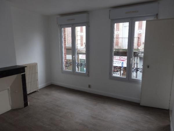 A LOUER APPARTEMENT T3 A CAUDEBEC LES ELBEUF
