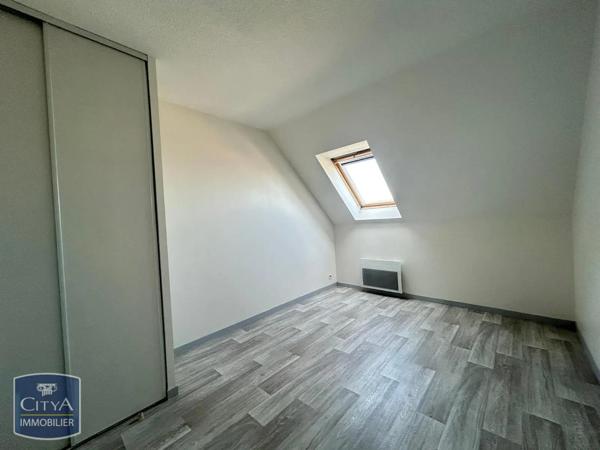 Appartement à louer 3 pièces 63.81m² Laval (53000)