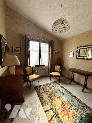 Tarascon maison d'environ 119 m² sur un terrain  clos et arboré de 529 m².