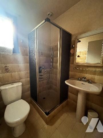 Tarascon maison d'environ 119 m² sur un terrain  clos et arboré de 529 m².