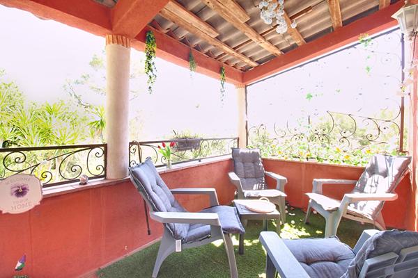 À VENDRE EN EXCLUSIVITÉ - CALLAS Maison 4 chambres avec piscine et grand terrain de 3205 m²