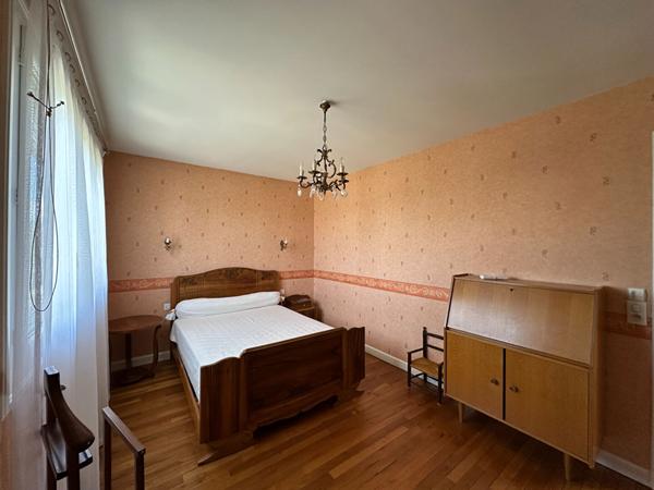CHATEAUROUX - Quartier PMC - Pavillon - 3 chs, jardin - garage.
