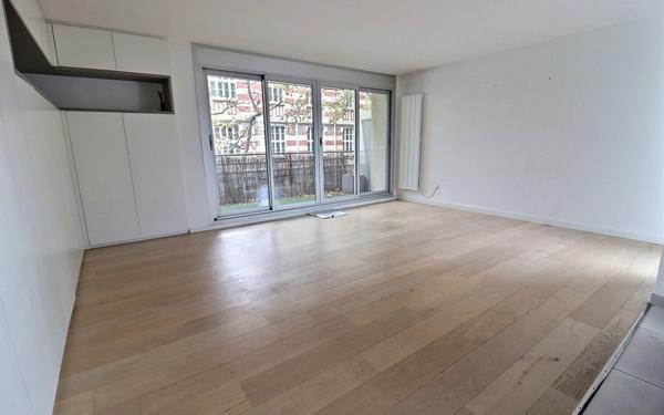 Appartement à vendre    4 pièces • 97 m2 Paris 19