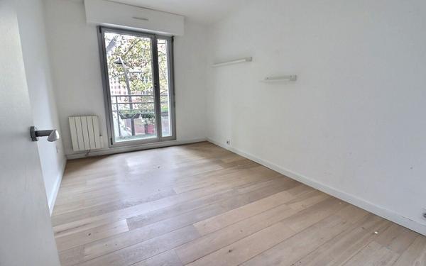 Appartement à vendre    4 pièces • 97 m2 Paris 19