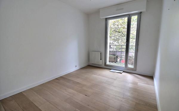 Appartement à vendre    4 pièces • 97 m2 Paris 19