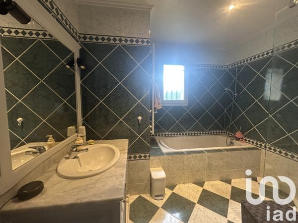 Maison à vendre 9 pièces 195 m² Cosne-d'Allier