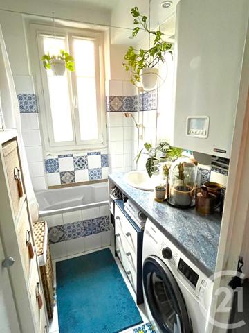 Appartement F2 à vendre  2 pièces - 43 m2 PARIS - 75020