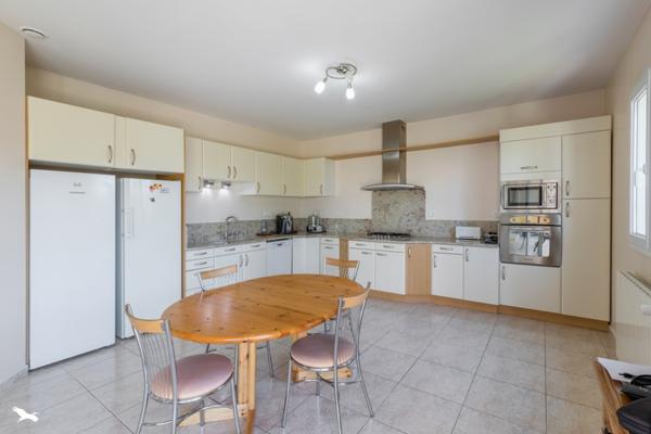 Maison à vendre |  Saint-Gély-du-Fesc |  7 pièces | 200 m²