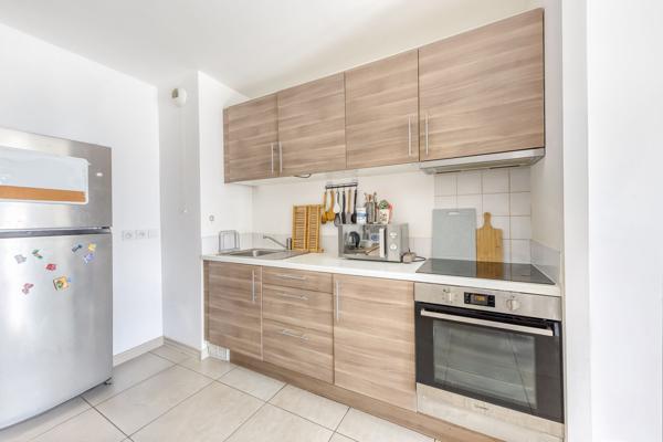 Appartement Pontault Combault 3 pièce(s) 54 m2