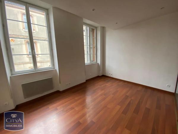 Appartement à louer 2 pièces 32.95m² Rabastens (81800)
