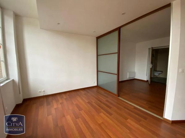 Appartement à louer 2 pièces 32.95m² Rabastens (81800)
