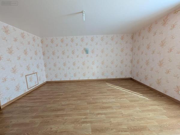 Maison de ville à vendre à Aubigné-Racan dans la Sarthe (72800), ref : 13861/1644