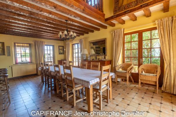 Maison à vendre LA BAZOGE MONTPINCON (53) maison 6 chambres sur terrain de 1200 m2