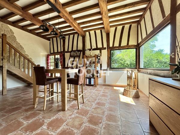 MAISON À VENDRE DE 8 PIÈCES DE 195,00 M²