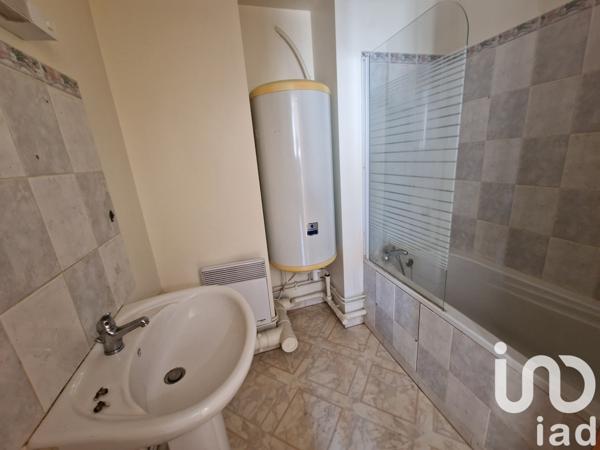 Location appartement 2 pièces 45 m² Ancy-le-Franc