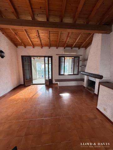 petite maison sur le port de Centuri