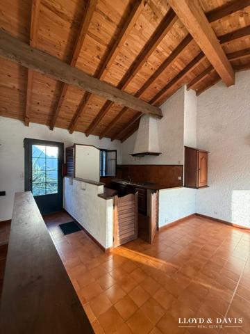 petite maison sur le port de Centuri