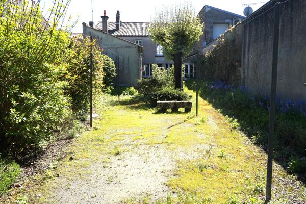 MAISON 285 M2 10 chambres