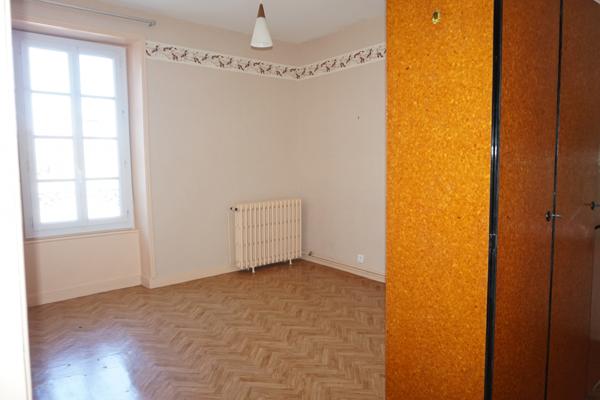 MAISON 285 M2 10 chambres