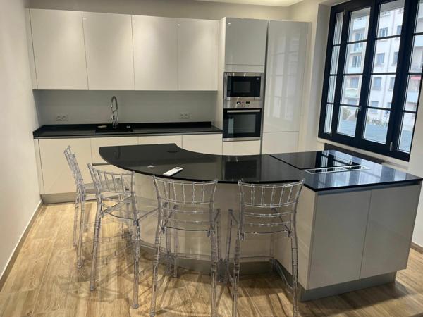 Appartement à louer    2 pièces • 41,92 m2 Grenoble