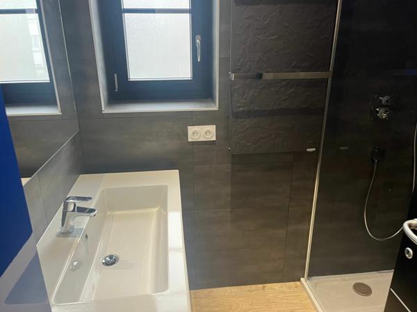 Appartement à louer    2 pièces • 41,92 m2 Grenoble