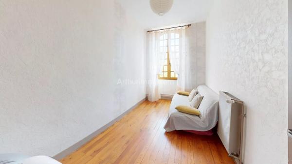 Vente Maison 6 pièces 241 m2 à Lamarque-Pontacq