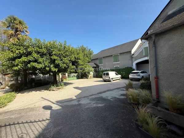 Vente Maison 6 pièces 241 m2 à Lamarque-Pontacq
