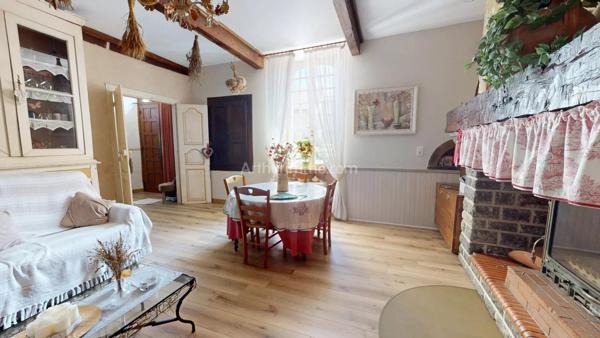 Vente Maison 6 pièces 241 m2 à Lamarque-Pontacq