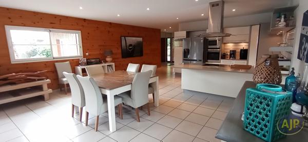 Biens de prestige à vendre Lege Cap Ferret : 882 000 € - AJP Immobilier Lège-Cap-Ferret