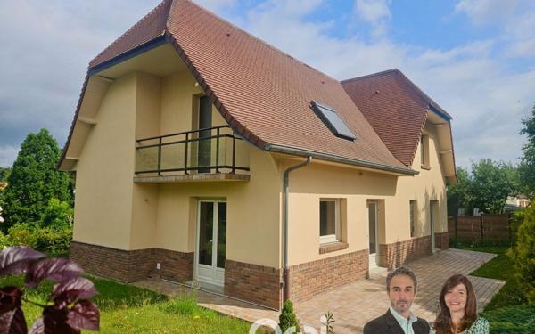 Maison à vendre    6 pièces • 154,01 m2 Saint-Fuscien