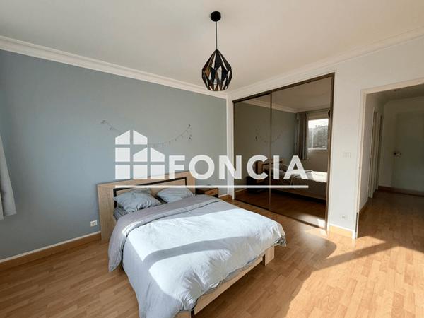 Location Appartement 3 pièces 83 m² - Limoges 87000