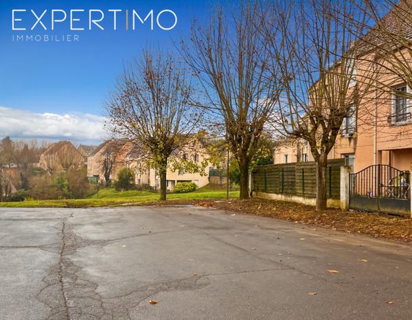 Étampes (91150) Appartement coup de cœur 2 chambres avec terrasse , lumineux et au calme.