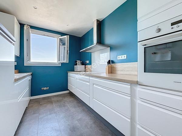 Nantes - Saint-Herblain-Beauséjour / Appartement 4 pièce(s) 72.13 m2 / 2 chambres / DERNIER ETAGE /