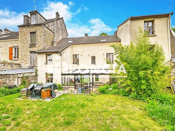 À vendre Immeuble 245 m² - Pontoise 95300