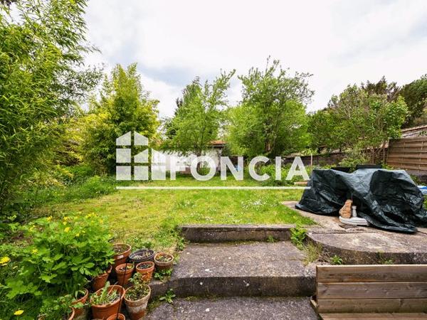 À vendre Immeuble 245 m² - Pontoise 95300